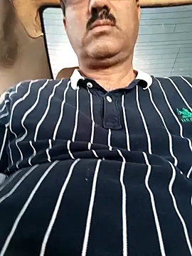 Snapshot of moonflower25 chatting on 25, 9, 2025 moonflower25 online show from 25, 9, 2025