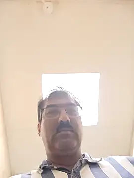 Snapshot of moonflower25 chatting on 6, 10, 2025 moonflower25 online show from 6, 10, 2025