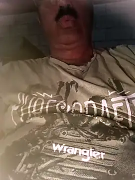 Snapshot of moonflower25 chatting on 9, 10, 2025 moonflower25 online show from 9, 10, 2025