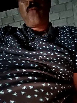 Snapshot of moonflower25 chatting on 12, 10, 2025 moonflower25 online show from 12, 10, 2025