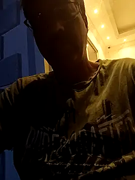 Snapshot of moonflower25 chatting on 13, 10, 2025 moonflower25 online show from 13, 10, 2025