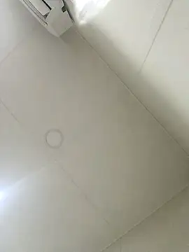 Snapshot of moonflower25 chatting on 28, 10, 2025 moonflower25 online show from 28, 10, 2025