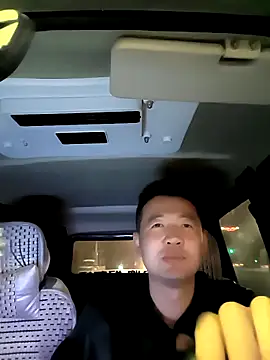 huanhuanaaaaa online show from 31, 3, 2026