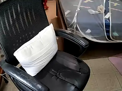 sissypamsissy online show from 12, 11, 2025