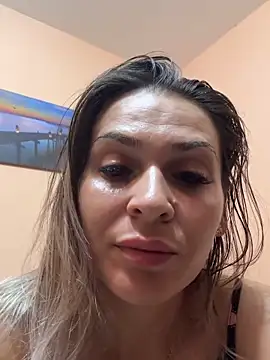 iSelena online show from 21, 9, 2025