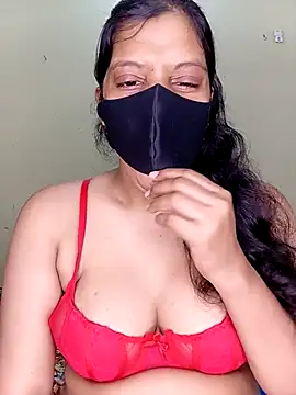 Rose-luckey online show from 18, 10, 2025