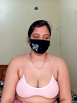 Rose-luckey online show from 5, 12, 2025