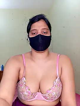 Rose-luckey online show from 10, 3, 2026