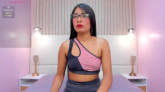 Snapshot of MelanyWayne_ chatting on 19, 2, 2026 MelanyWayne online show from 19, 2, 2026