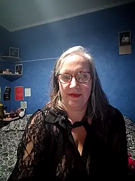 Feelineducentre online show from 3, 11, 2025