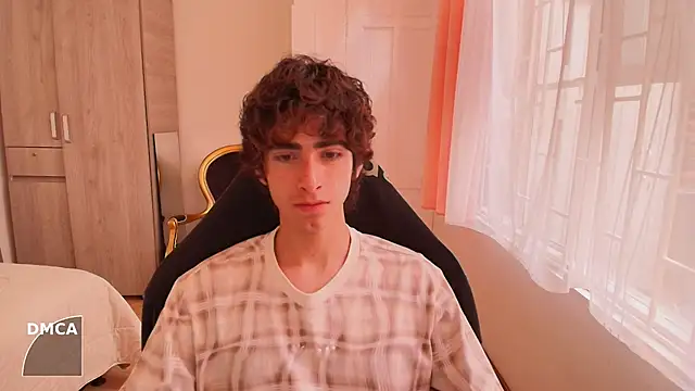 Snapshot of Nude_Boy18 chatting on 28, 9, 2025 Nude Boy18 online show from 28, 9, 2025