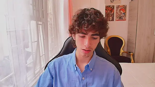 Snapshot of Nude_Boy18 chatting on 14, 10, 2025 Nude Boy18 online show from 14, 10, 2025