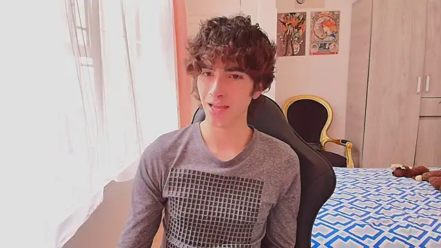 Snapshot of Nude_Boy18 chatting on 27, 10, 2025 Nude Boy18 online show from 27, 10, 2025