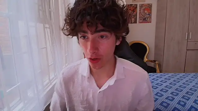 Snapshot of Nude_Boy18 chatting on 30, 10, 2025 Nude Boy18 online show from 30, 10, 2025