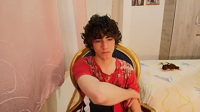 Snapshot of Nude_Boy18 chatting on 4, 11, 2025 Nude Boy18 online show from 4, 11, 2025