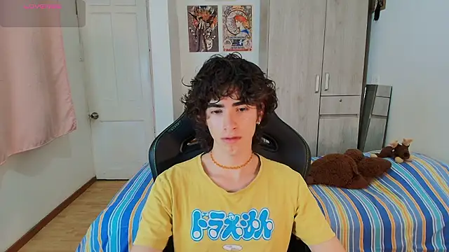 Snapshot of Nude_Boy18 chatting on 16, 1, 2026 Nude Boy18 online show from 16, 1, 2026