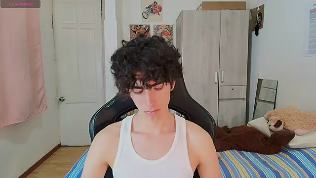 Nude Boy18 online show from 25, 3, 2026