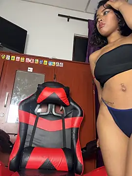 Snapshot of yumi_hanna chatting on 5, 7, 2026 yumi hanna online show from 5, 7, 2026