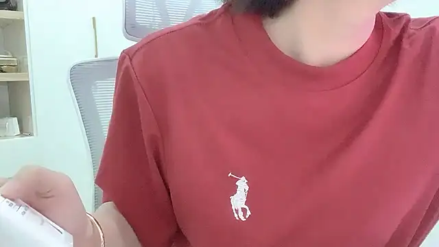 Snapshot of Mimi_sex01 chatting on 17, 5, 2026 Mimi sex01 online show from 17, 5, 2026