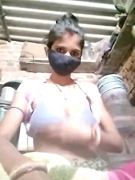 Snapshot of Joshi_Love143 chatting on 29, 11, 2025 Joshi Love143 online show from 29, 11, 2025