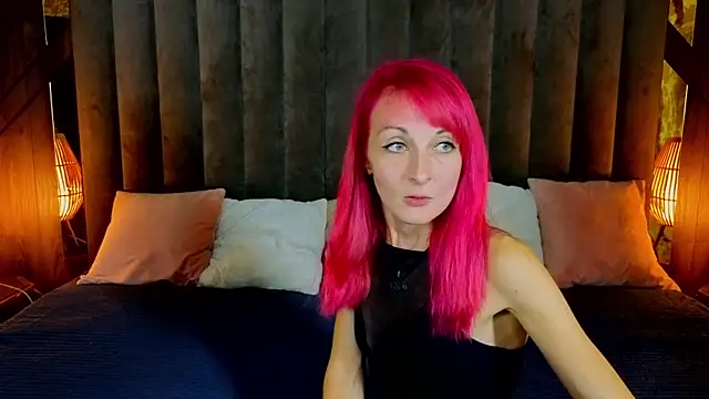 Snapshot of BrandyBloom chatting on 27, 9, 2025 BrandyBloom online show from 27, 9, 2025