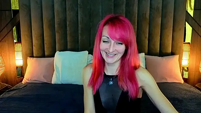 Snapshot of BrandyBloom chatting on 22, 11, 2025 BrandyBloom online show from 22, 11, 2025