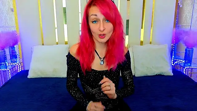 Snapshot of BrandyBloom chatting on 1, 12, 2025 BrandyBloom online show from 1, 12, 2025