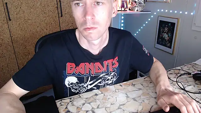 Snapshot of sakiramissy chatting on 1, 4, 2026 sakiramissy online show from 1, 4, 2026