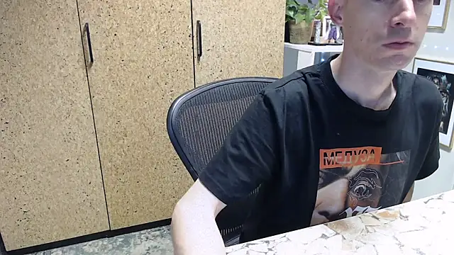 Snapshot of sakiramissy chatting on 8, 4, 2026 sakiramissy online show from 8, 4, 2026