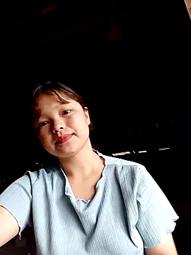 XoiXoi232 online show from 17, 10, 2025