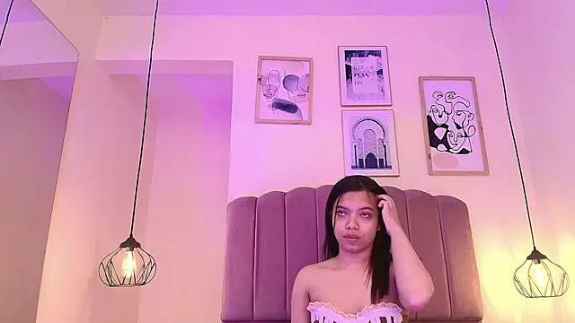 Isabelgh  online show from 23, 12, 2025