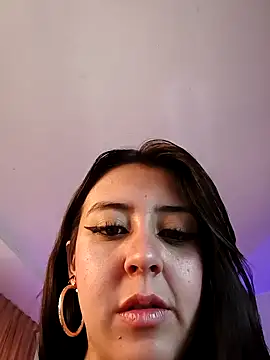 Snapshot of Catti_Brie chatting on 30, 11, 2025 Catti Brie online show from 30, 11, 2025