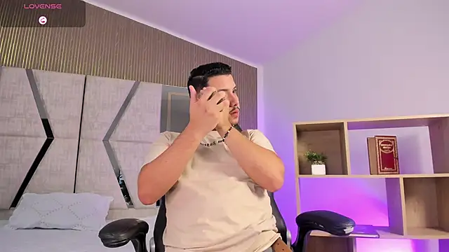 Axel grey  online show from 9, 2, 2026