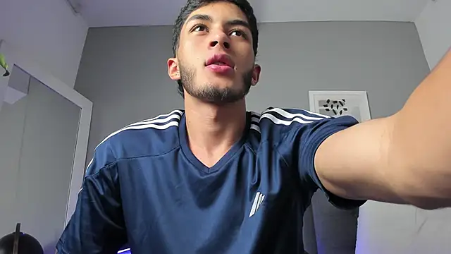 Tylerffoxx online show from 11, 3, 2026