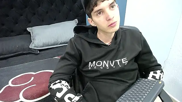 Jheampiiero online show from 29, 10, 2025