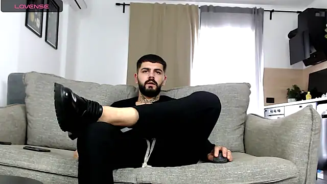 Snapshot of Killian_Vane chatting on 12, 9, 2025 Killian Vane online show from 12, 9, 2025