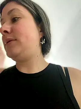 Snapshot of Abby-LS chatting on 29, 9, 2025 Abby-LS online show from 29, 9, 2025