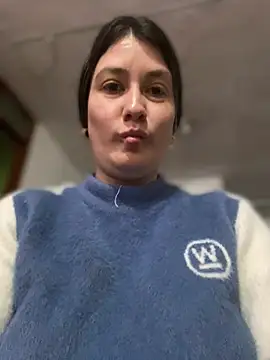 Snapshot of Abby-LS chatting on 6, 11, 2025 Abby-LS online show from 6, 11, 2025