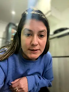 Snapshot of Abby-LS chatting on 21, 11, 2025 Abby-LS online show from 21, 11, 2025