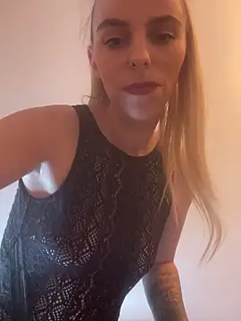 BrumeLove online show from 8, 4, 2026