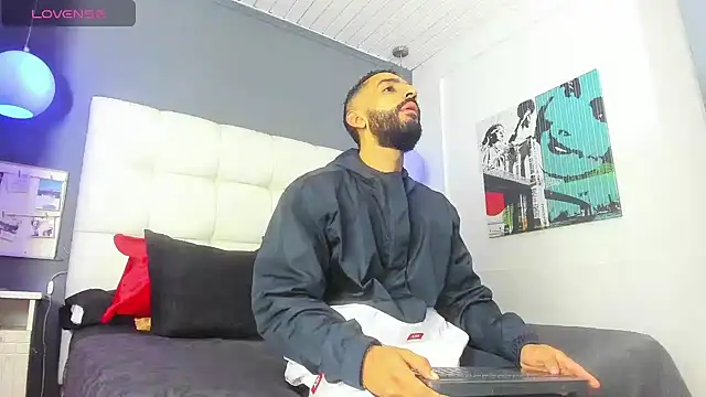 Yiyo10  online show from 6, 2, 2026