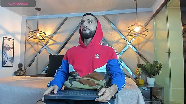 Yiyo10  online show from 23, 4, 2026