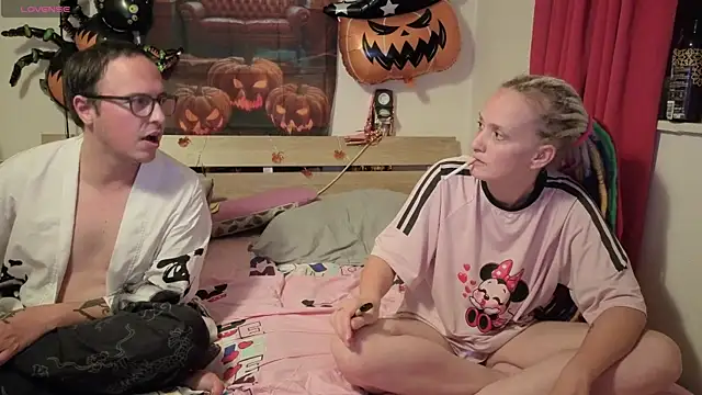 lisa yummi online show from 22, 10, 2025