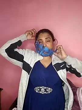 Snapshot of MEERAcle chatting on 14, 1, 2026 MEERAcle online show from 14, 1, 2026