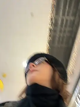 Only April online show from 5, 12, 2025