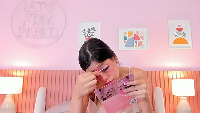 Snapshot of catalina_jolie chatting on 17, 11, 2025 catalina jolie online show from 17, 11, 2025