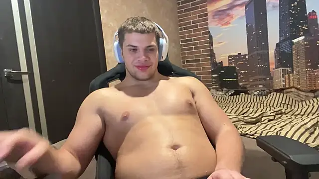 MusclePhantom online show from 8, 11, 2025