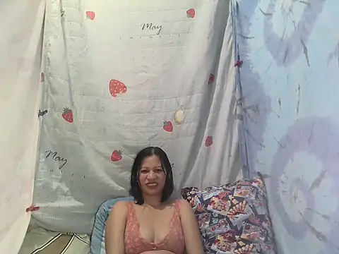 AgnesCutie online show from 13, 11, 2025