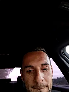 Necunoscutul001 online show from 13, 9, 2025