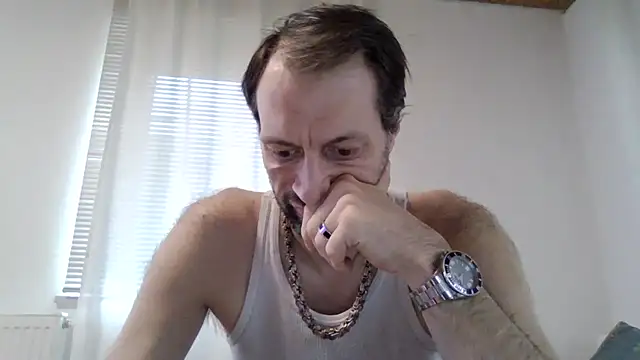 Snapshot of XLBarehengst chatting on 25, 10, 2025 XLBarehengst online show from 25, 10, 2025